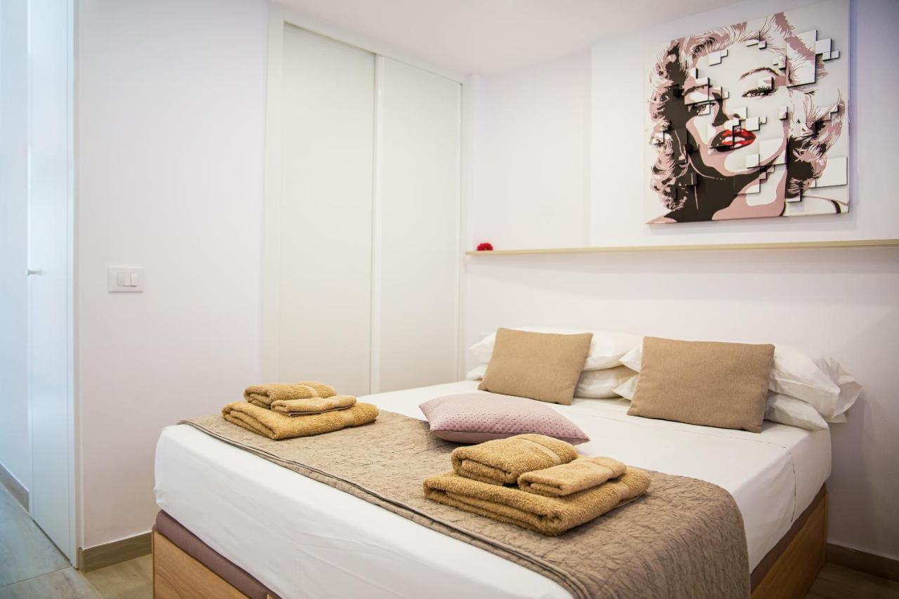 Luxury Suite Borinquen With Parking And Swimming Pool プラヤ・デ・ラス・アメリカス エクステリア 写真