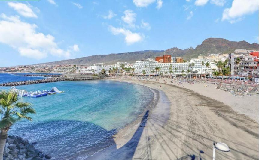 Luxury Suite Borinquen With Parking And Swimming Pool プラヤ・デ・ラス・アメリカス エクステリア 写真
