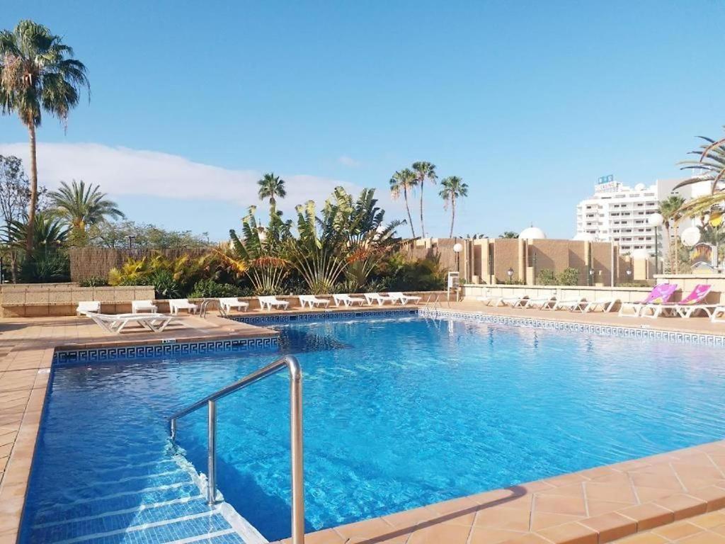 Luxury Suite Borinquen With Parking And Swimming Pool プラヤ・デ・ラス・アメリカス エクステリア 写真